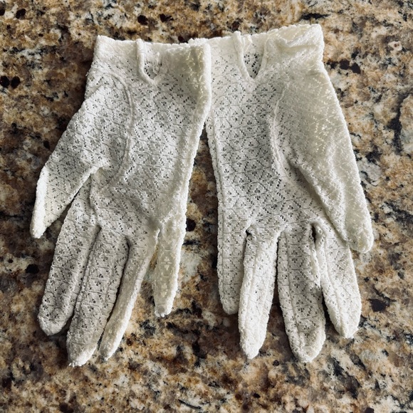 Vintage Special Occasion Cotton/Poly Gloves 50-60s - Picture 6 of 7